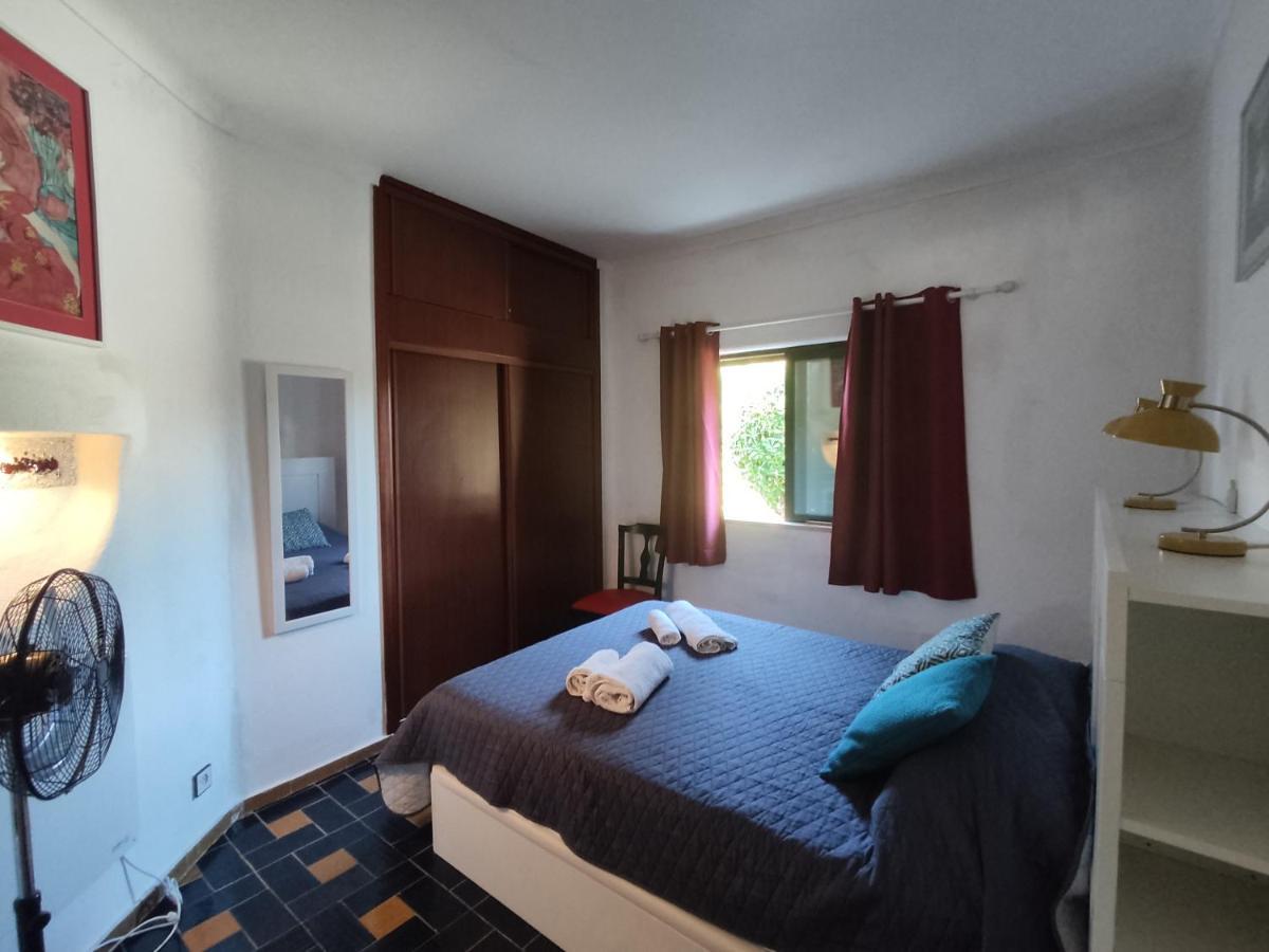 6 Mourisca - Casas & Papeis Apartment อาร์มาซอง เด เปรา ภายนอก รูปภาพ